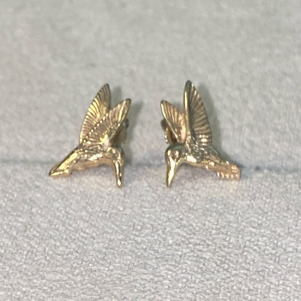 James Avery 14K gold RETIRED hummingbird earrings